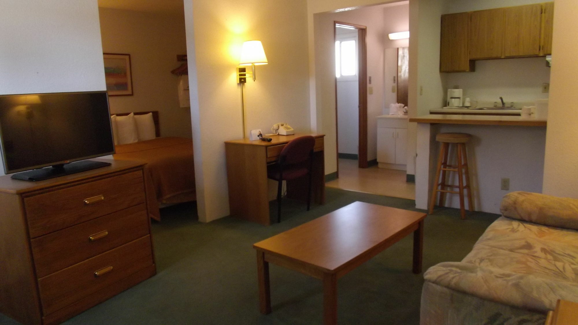 ฮาวเวิร์ด จอห์นสัน บาย วินด์แฮม โรสเบิร์ก Hotel ภายนอก รูปภาพ