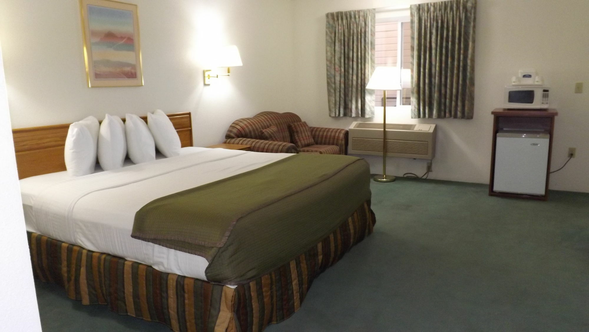 ฮาวเวิร์ด จอห์นสัน บาย วินด์แฮม โรสเบิร์ก Hotel ภายนอก รูปภาพ