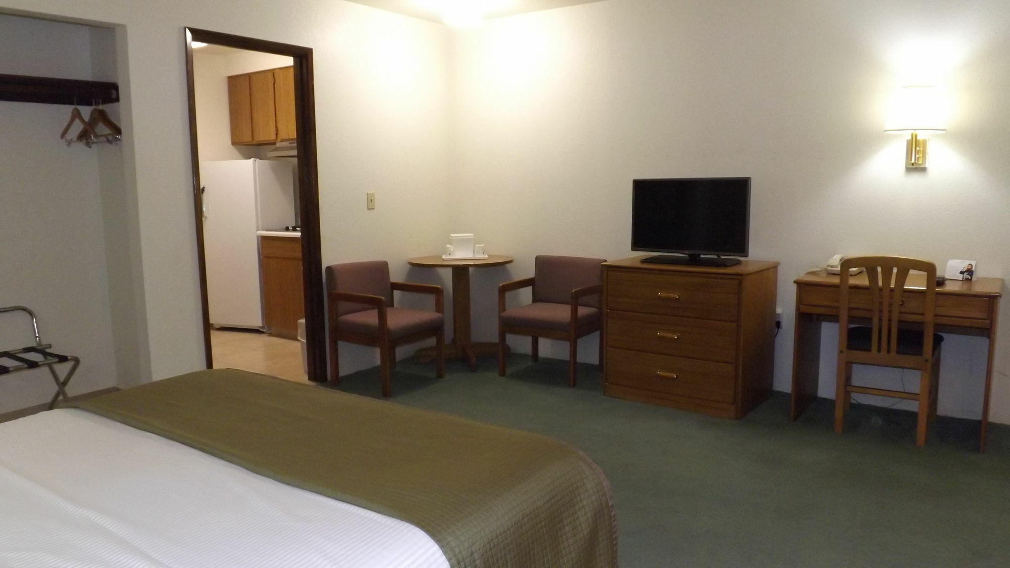 ฮาวเวิร์ด จอห์นสัน บาย วินด์แฮม โรสเบิร์ก Hotel ภายนอก รูปภาพ
